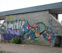 Граффити на остановке Дизельный завод